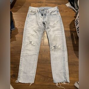 levi’s low rise jeans